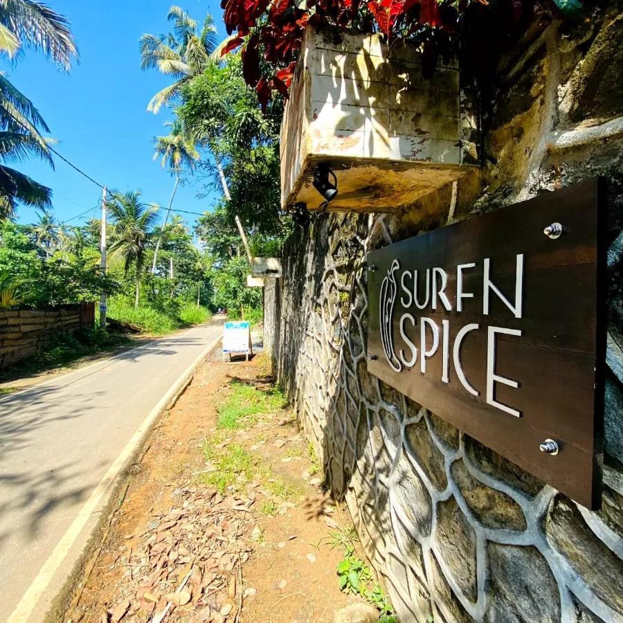Surf N Spice - Hiriketiya Hotell Dikwella Eksteriør bilde